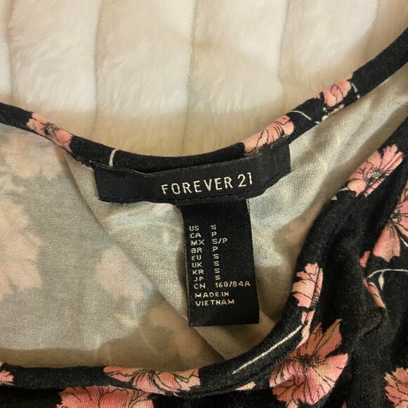 🌸 Vintage Forever 21 Black and Cherry Blossom Printed Slinky Circle Mini Dress - Picture 3 of 4